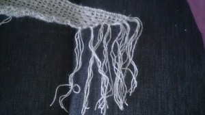 åtte monterte frynser