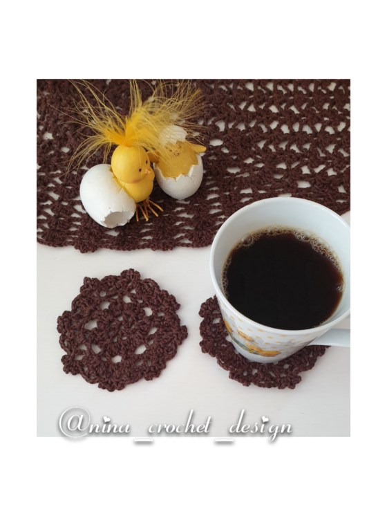 Kollasj brune glassbrikker